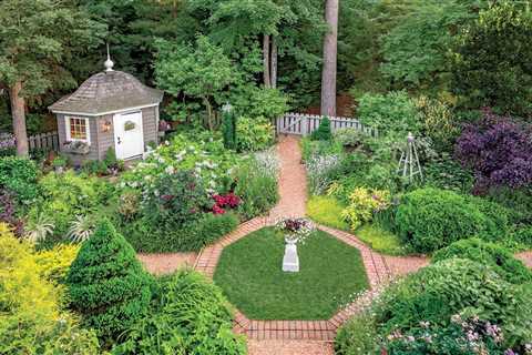 Cottage Garden Layouts For Old Fashioned Gardens