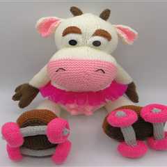 Mooving & Grooving: Knit An Amelie The Roller-Skating Cow! This Pattern Says Get Ready for Utter..