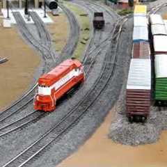 Memphis model railroad club''s huge HO-scale layout