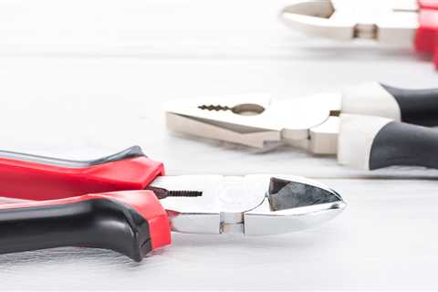 The Essential Guide to Regular Pliers