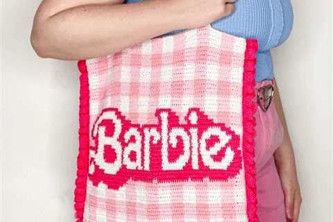 Crochet a Set of Barbie & Ken Inspired Tote Bags By Sarah Wakeham of Indigo Child