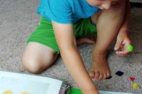 Make Your Own Portable Quiet Book For Kids