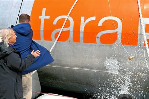Christening Tara Polar Station