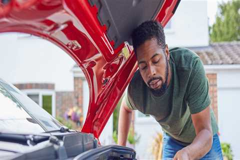 Understanding the 'Check Engine Oil' Light: Causes and Solutions